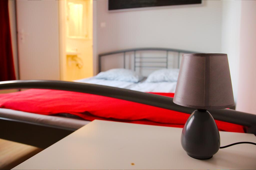 Tramp Aparthostel Krakau Kamer foto