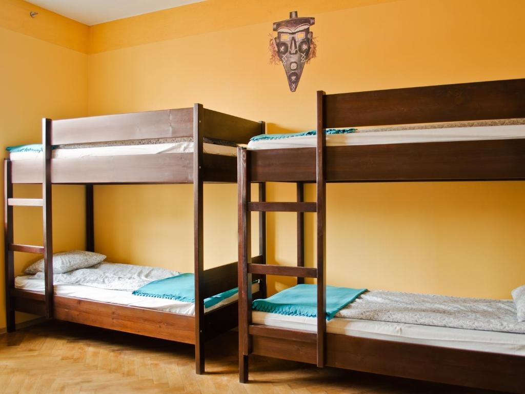 Tramp Aparthostel Krakau Buitenkant foto
