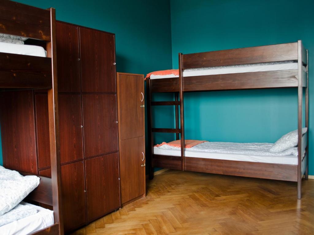 Tramp Aparthostel Krakau Buitenkant foto