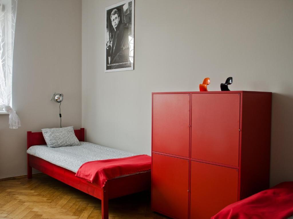 Tramp Aparthostel Krakau Buitenkant foto
