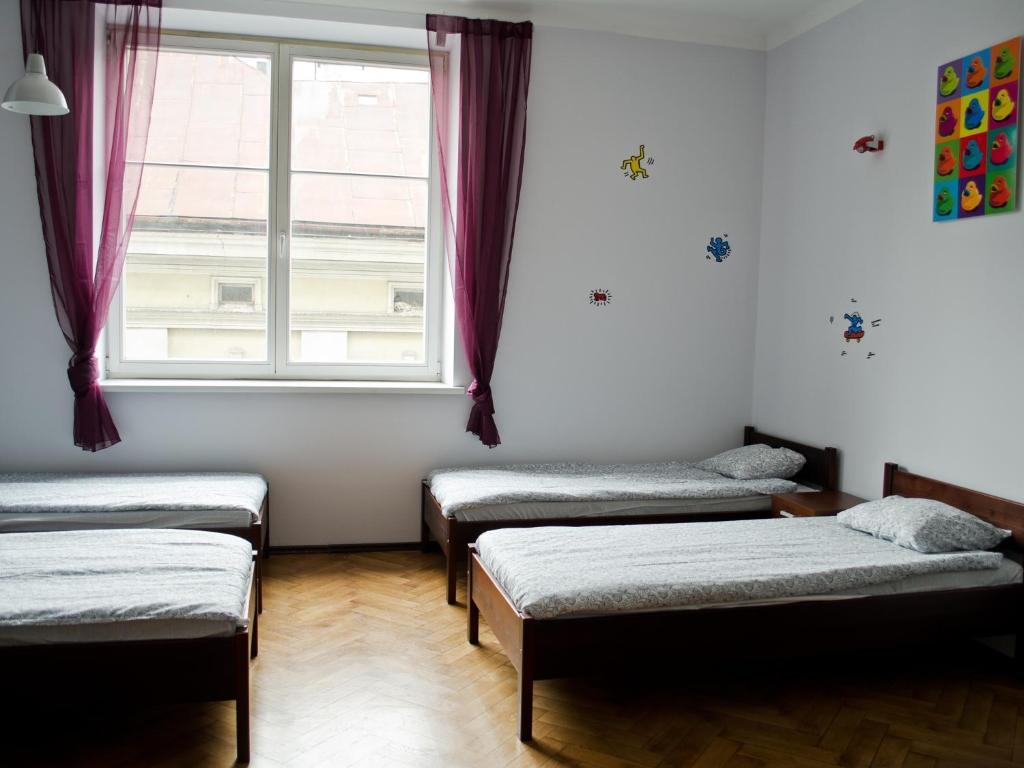 Tramp Aparthostel Krakau Buitenkant foto