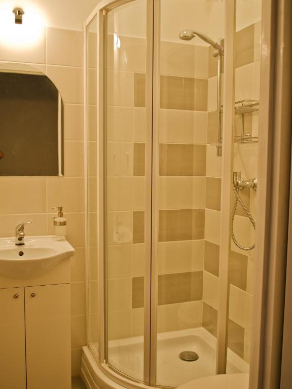 Tramp Aparthostel Krakau Buitenkant foto